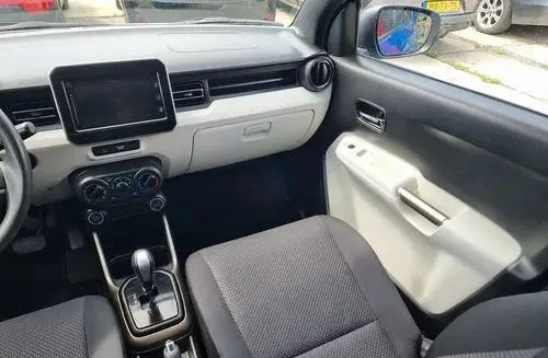 SUZUKI Ignis 