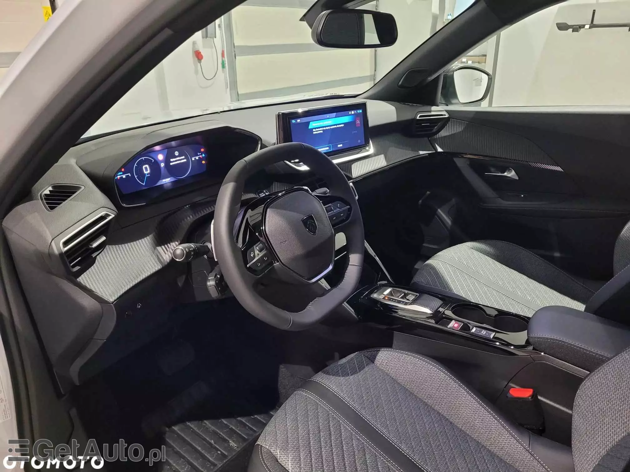 PEUGEOT 2008 1.2 PureTech Allure Pack S&S EAT8