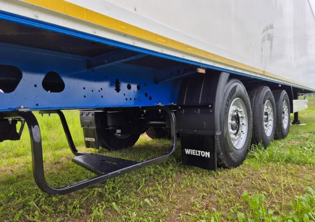 WIELTON NS-3F KONTENER OŚ PODNOSZONA 2018R 