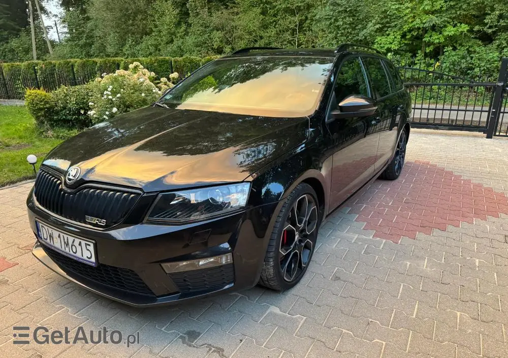 SKODA Octavia 2.0 TSI RS DSG