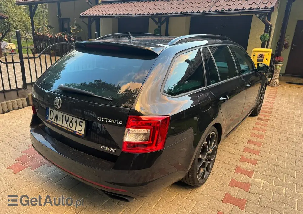 SKODA Octavia 2.0 TSI RS DSG