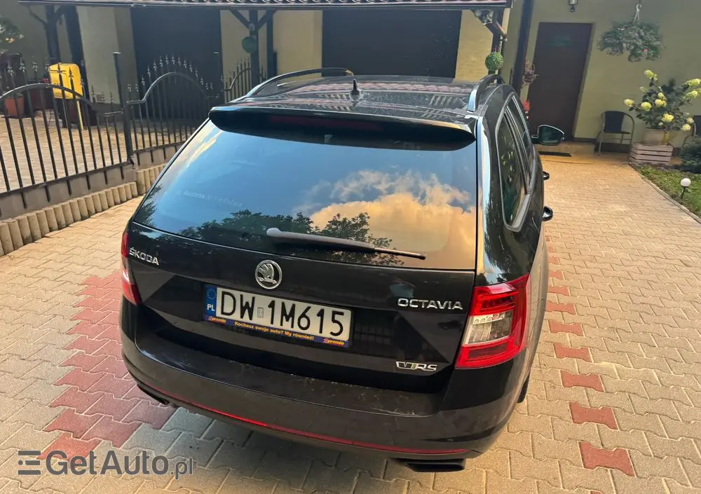 SKODA Octavia 2.0 TSI RS DSG