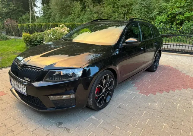 SKODA Octavia 2.0 TSI RS DSG