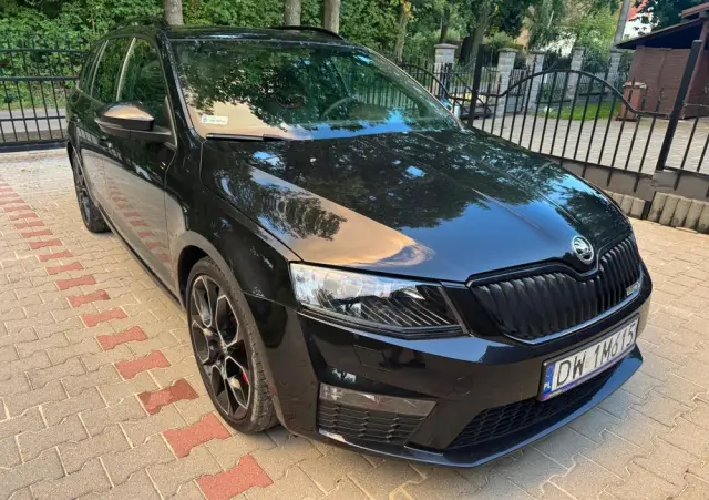 SKODA Octavia 2.0 TSI RS DSG