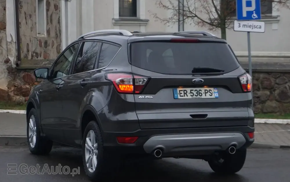 FORD Kuga 2.0 TDCi 2x4 Titanium
