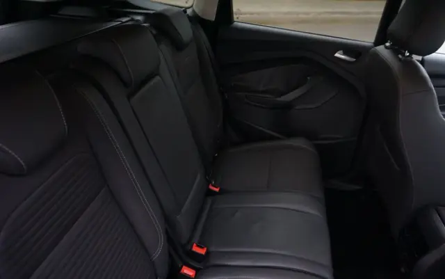 FORD Kuga 2.0 TDCi 2x4 Titanium