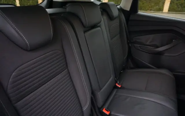 FORD Kuga 2.0 TDCi 2x4 Titanium