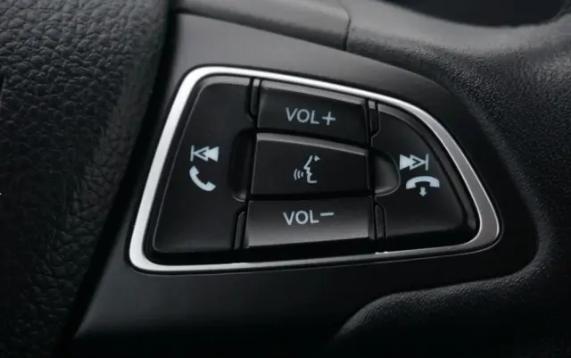 FORD Kuga 2.0 TDCi 2x4 Titanium