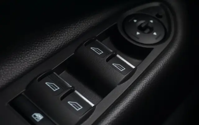 FORD Kuga 2.0 TDCi 2x4 Titanium