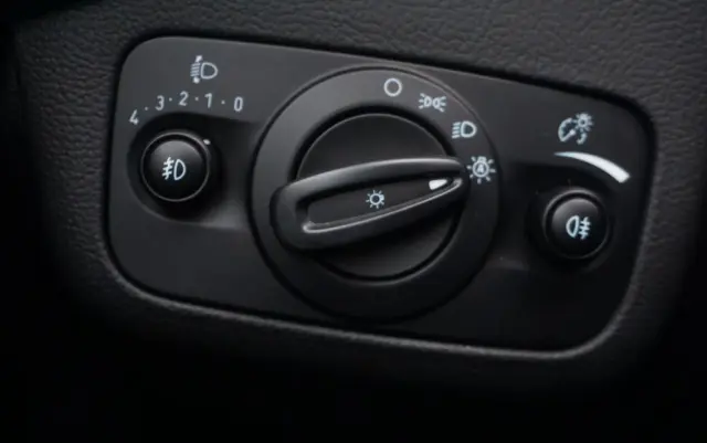 FORD Kuga 2.0 TDCi 2x4 Titanium