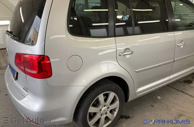 VOLKSWAGEN Touran 1.4 TSI (140 KM)