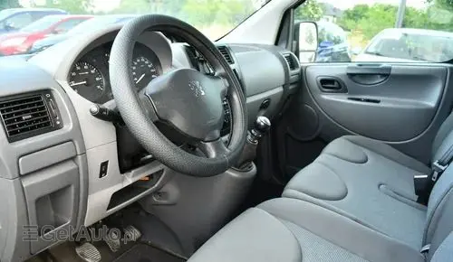PEUGEOT Expert 