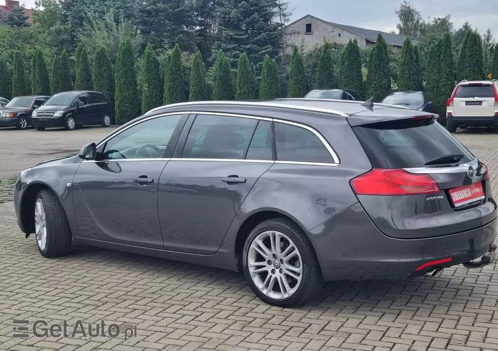 OPEL Insignia 1.6 Turbo Cosmo