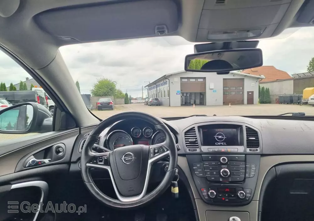 OPEL Insignia 1.6 Turbo Cosmo