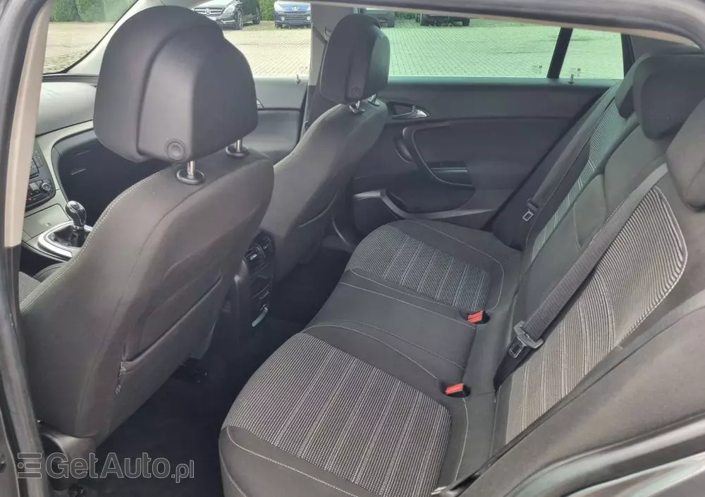 OPEL Insignia 1.6 Turbo Cosmo