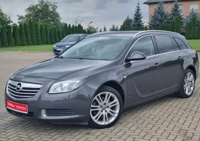 OPEL Insignia 1.6 Turbo Cosmo