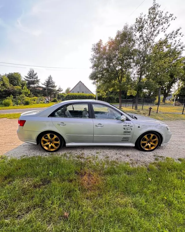 HYUNDAI Sonata 2.4 GLS