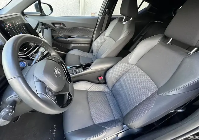 TOYOTA C-HR 1.8 Hybrid GPF Style