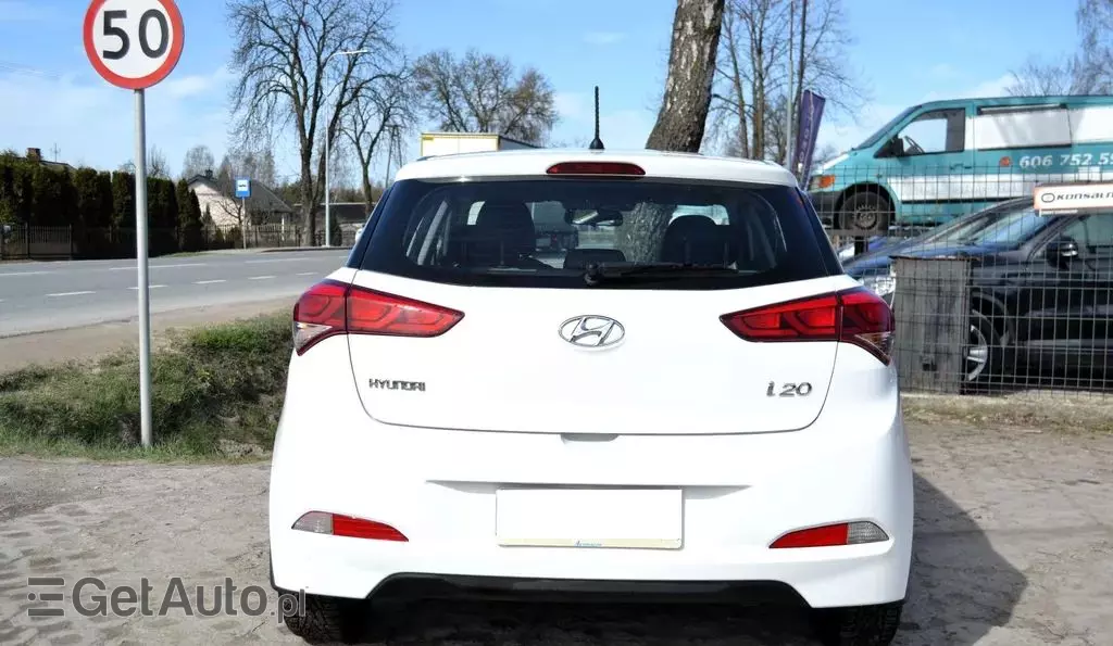 HYUNDAI I20 