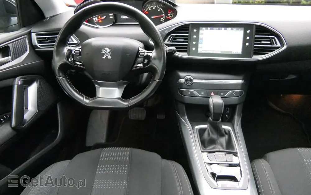 PEUGEOT 308 BlueHDi 150 EAT6 Stop & Start Business-Line