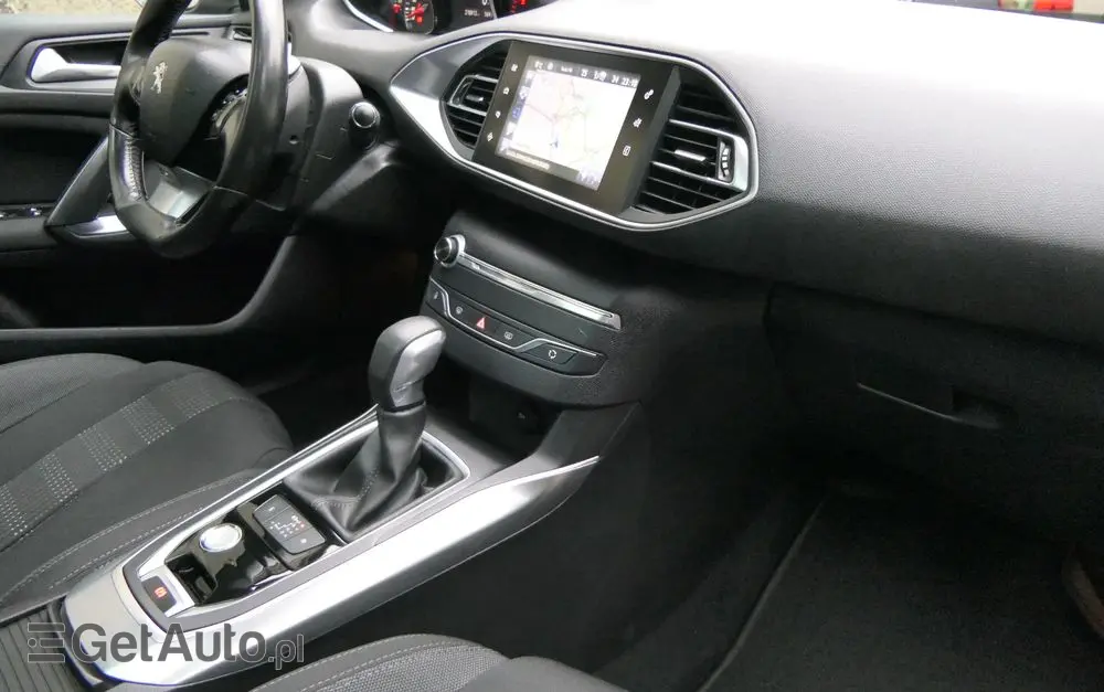 PEUGEOT 308 BlueHDi 150 EAT6 Stop & Start Business-Line