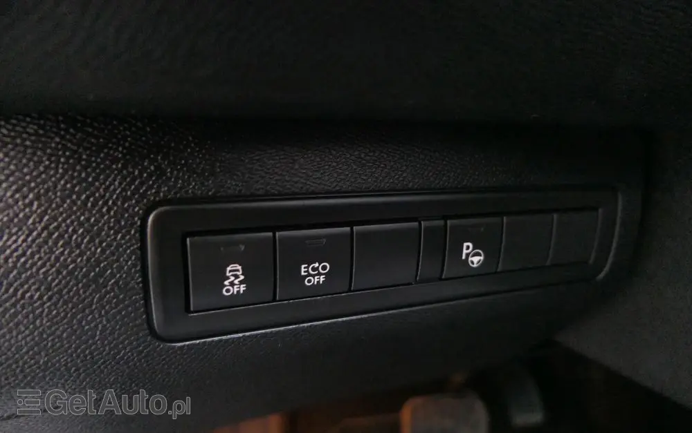 PEUGEOT 308 BlueHDi 150 EAT6 Stop & Start Business-Line