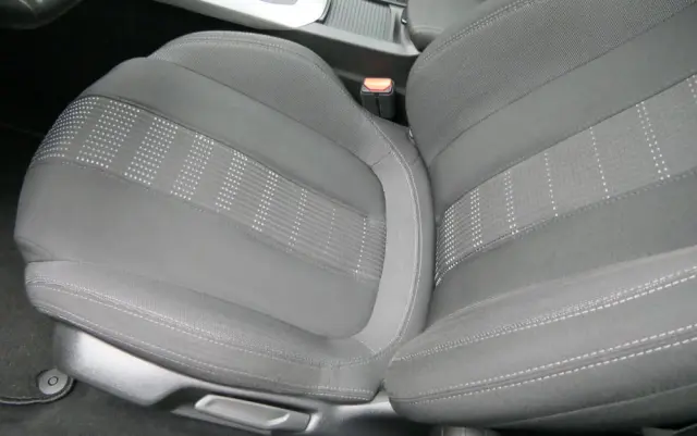 PEUGEOT 308 BlueHDi 150 EAT6 Stop & Start Business-Line
