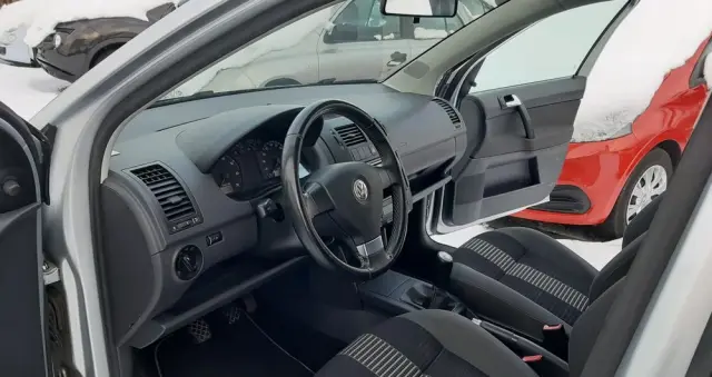 VOLKSWAGEN Polo 1.4 United
