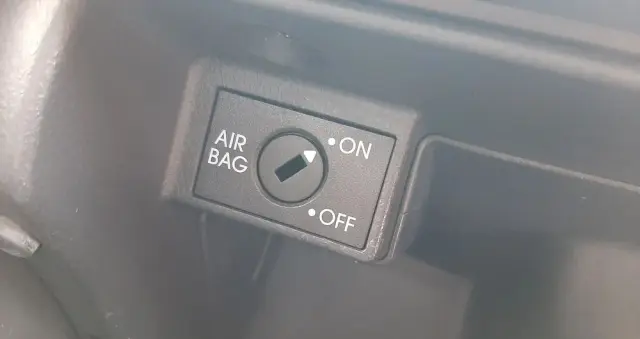 VOLKSWAGEN Polo 1.4 United