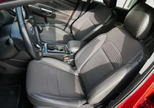 FORD Kuga 2.0 TDCi 4x4 SYNC