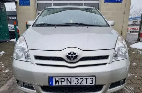 TOYOTA Corolla Verso 