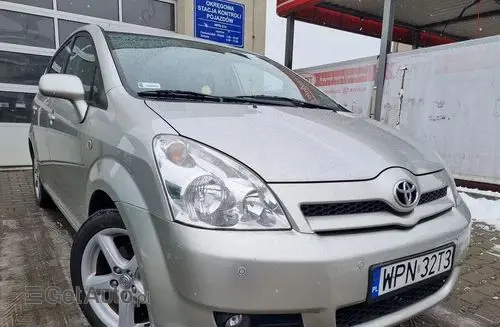 TOYOTA Corolla Verso 