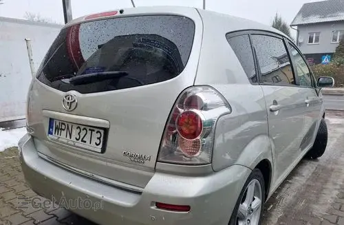 TOYOTA Corolla Verso 