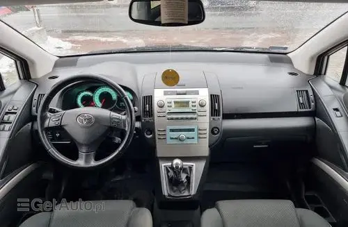 TOYOTA Corolla Verso 