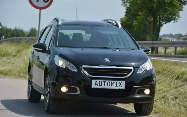 PEUGEOT 2008 1.2 Pure Tech Access