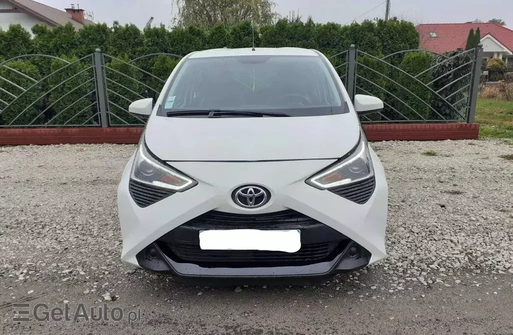 TOYOTA Aygo X 