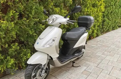 PIAGGIO Fly 50 2T 