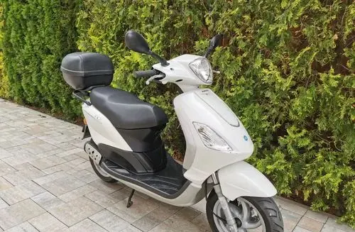 PIAGGIO Fly 50 2T 