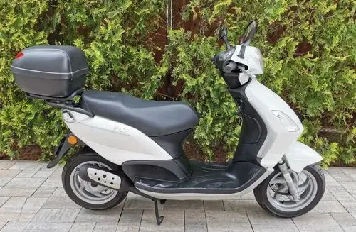 PIAGGIO Fly 50 2T 