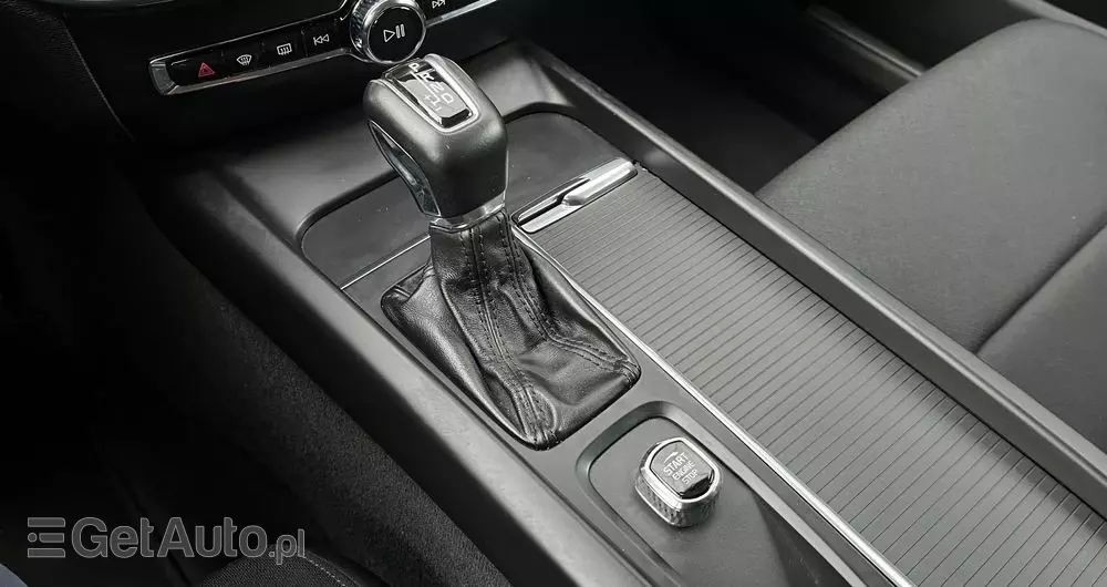 VOLVO V60 D3 AWD Momentum