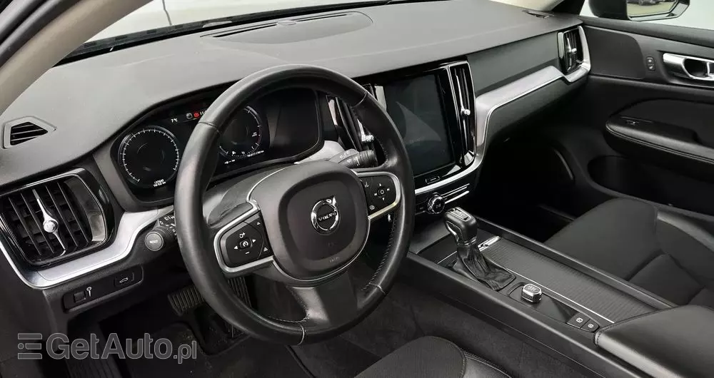 VOLVO V60 D3 AWD Momentum