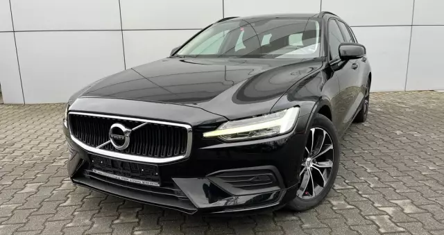 VOLVO V60 D3 AWD Momentum