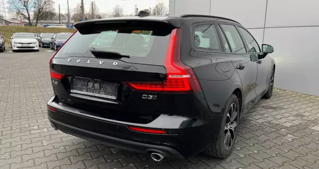 VOLVO V60 D3 AWD Momentum
