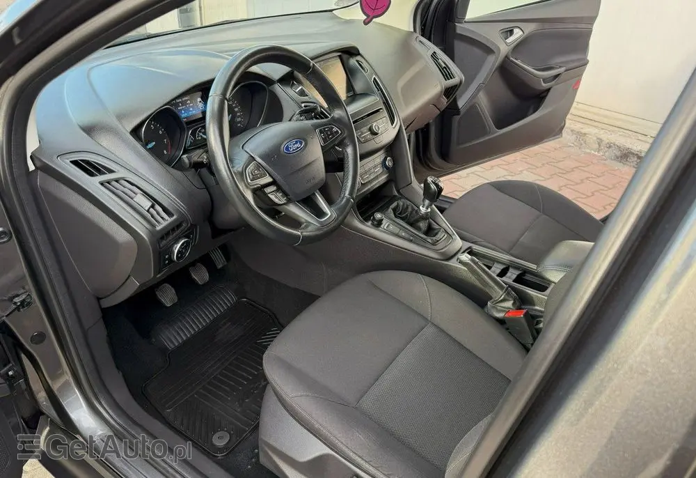 FORD Focus Turnier 1.0 EcoBoost Start-Stopp-System COOL&CONNECT