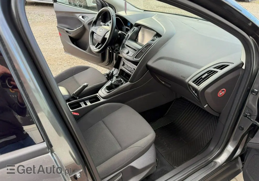 FORD Focus Turnier 1.0 EcoBoost Start-Stopp-System COOL&CONNECT