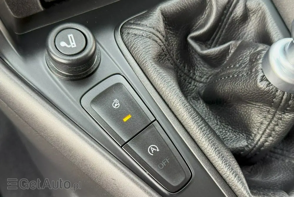 FORD Focus Turnier 1.0 EcoBoost Start-Stopp-System COOL&CONNECT