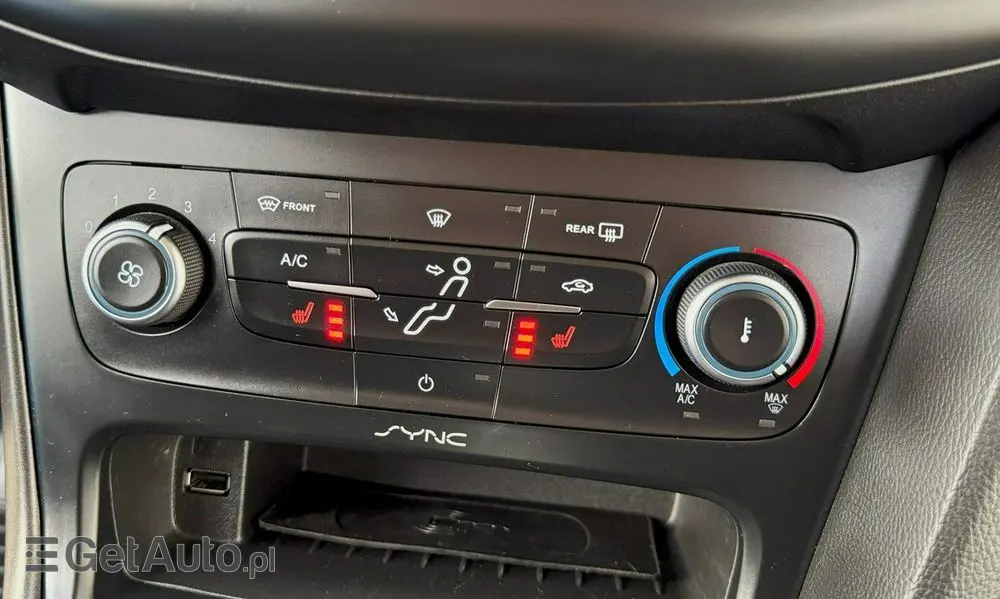 FORD Focus Turnier 1.0 EcoBoost Start-Stopp-System COOL&CONNECT