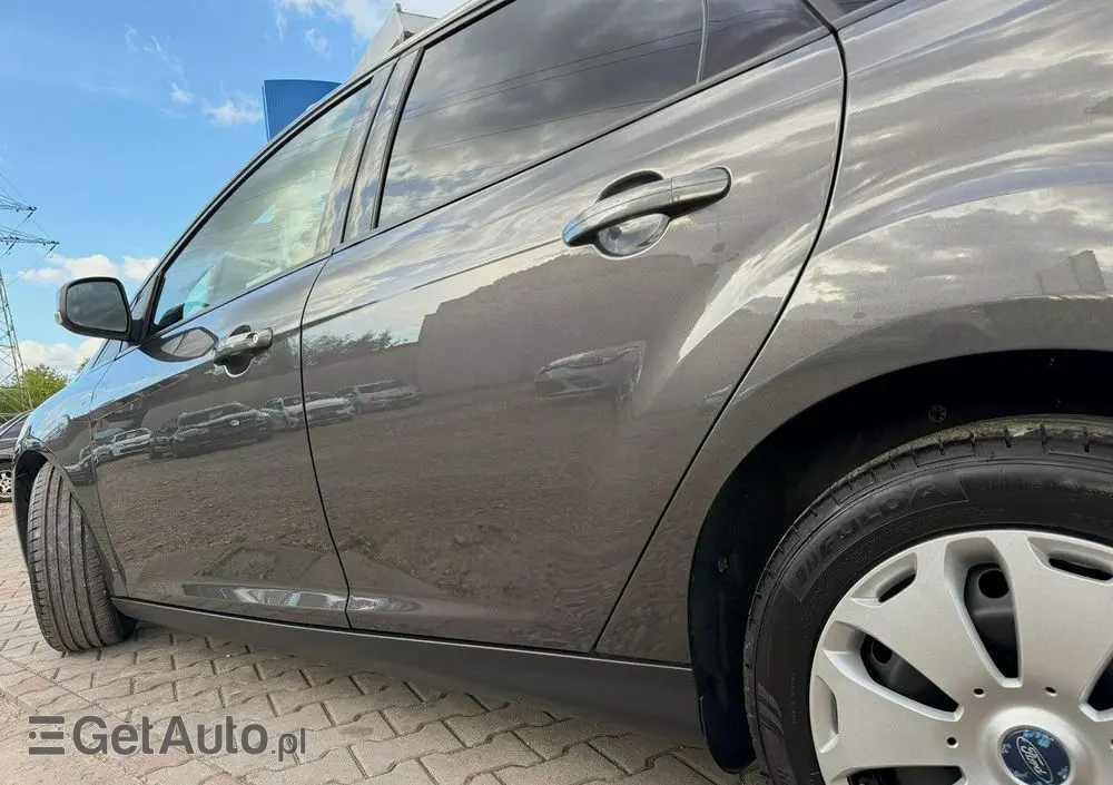 FORD Focus Turnier 1.0 EcoBoost Start-Stopp-System COOL&CONNECT
