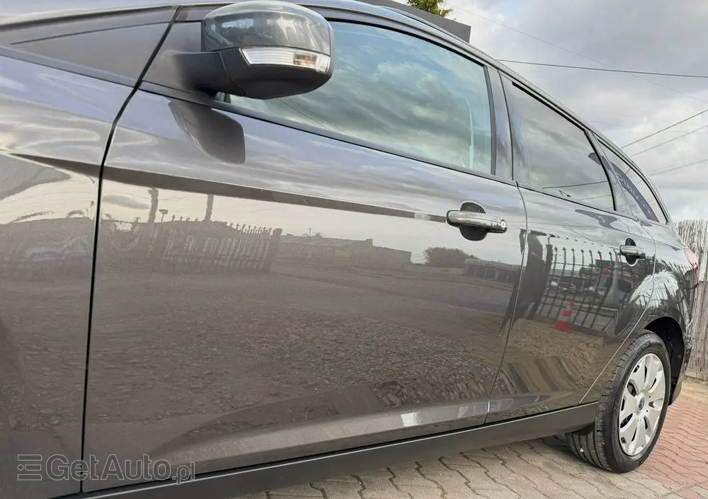 FORD Focus Turnier 1.0 EcoBoost Start-Stopp-System COOL&CONNECT