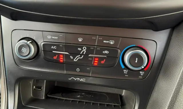 FORD Focus Turnier 1.0 EcoBoost Start-Stopp-System COOL&CONNECT